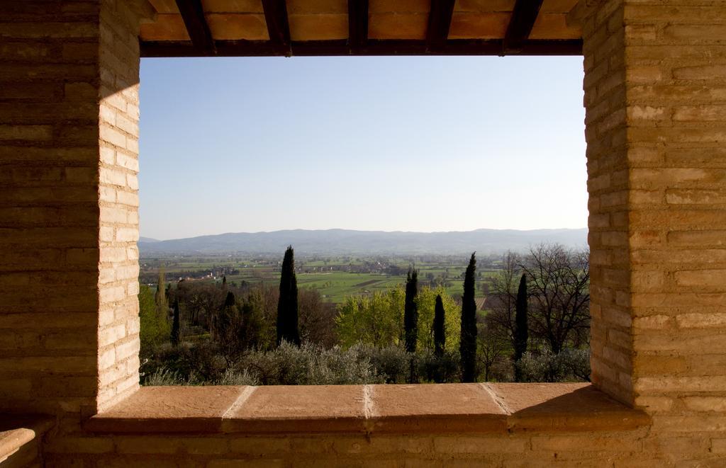 Villa Degli Ulivi Assisi Bagian luar foto