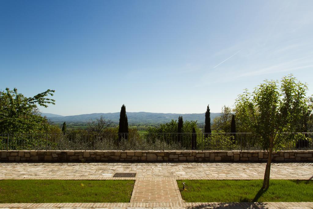 Villa Degli Ulivi Assisi Bagian luar foto